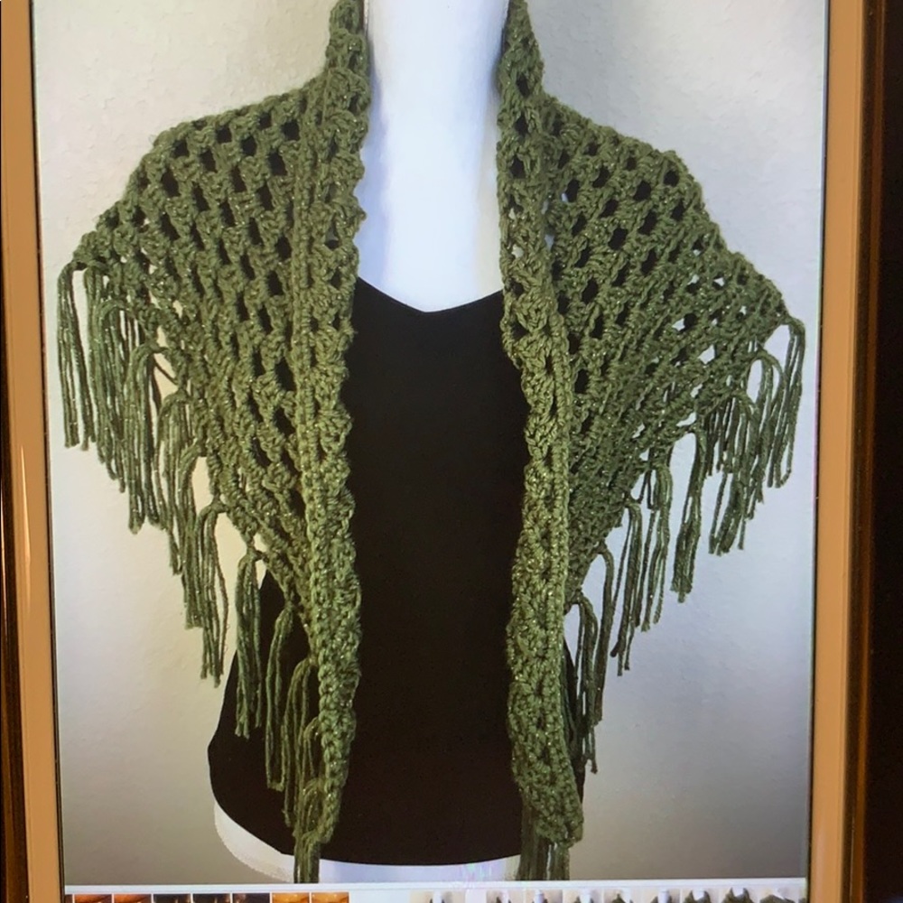 Hand-Made Scarf 🧣